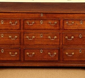 18th Century English oak and mahogany cross banded mule chest - AA0884