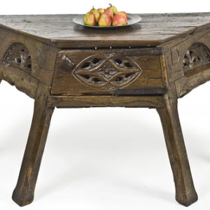 An Early16th Century Flemmish oak Credence table - UK1391