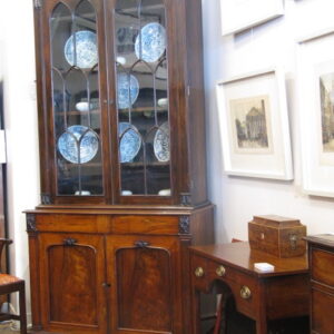 George III English Country Oak standing corner cupboard - UK1149