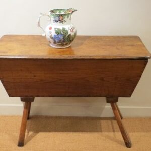 First half 19th Century French country elm & fruitwood dough bin of small proportions - CDR507