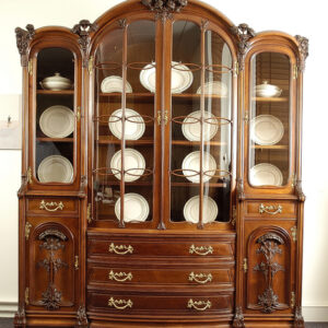 A pair of Art Nouveau French walnut display cabinets - CPT600