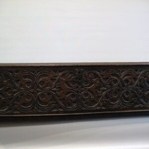 Late 17th Century English oak panelled box - UK1154