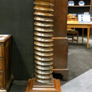 18th Century French poplar and walnut grape press thread - AA1851