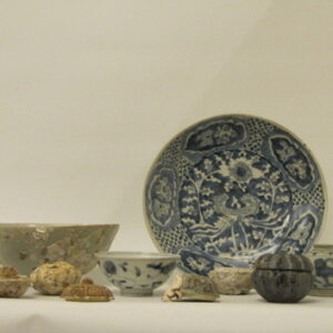 Early 17th Century Chinese bowls from the Binh Tuan shipwreck 1608