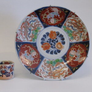 A decorative 19th Century Japanese Imari charger