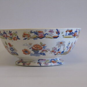 A decorative 19th Century English Mason style chinoiserie pattern large bowl