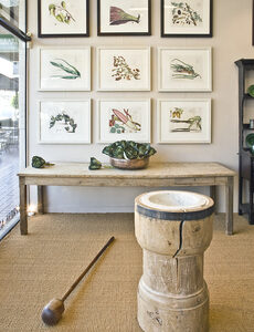 An Outstanding Early 19th Century English standing mortar