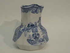 Medium 19th Century Masons blue & white willow pattern jug - CMA509 - Image 4