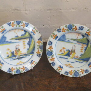 A Rare Pair of 18th Century English Chinoiserie Decorated Plates CMJ500