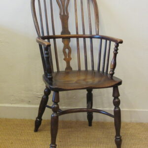 A 19th Century English elm & ash high back Windsor armchair - AA1735