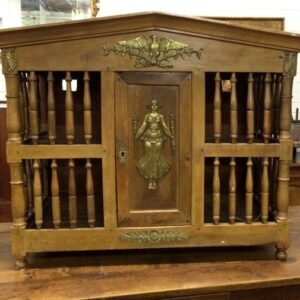 A beautiful first half 19th Century fruitwood hanging Panetiere - AA1932