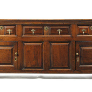 An unusual late 18th Century English oak dresser base - UK1789