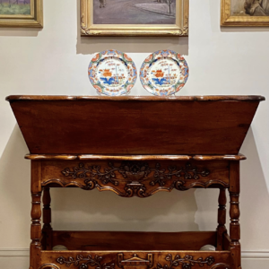 Delivery of Decorative French Walnut Petrin