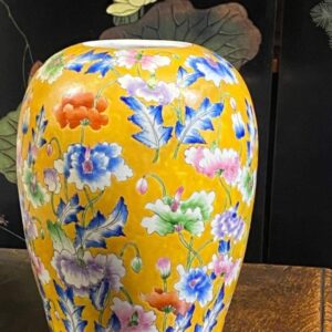Decorative 20th century hand painted Chinese vase