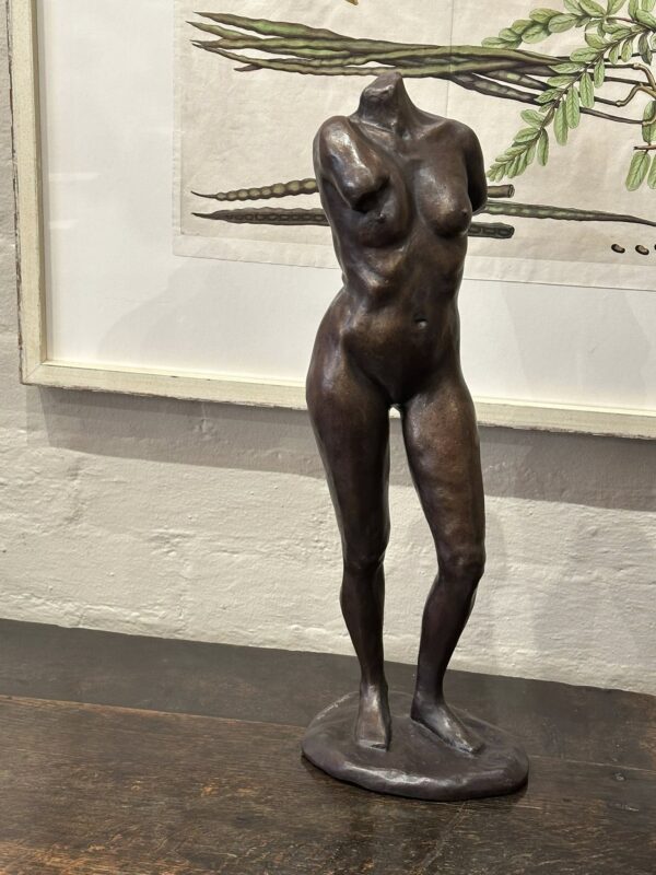 Magnificent bronze sculpture of a female torso “Fabina” 2/25 By Phoebe Parsons 2025 51 cm - Image 4
