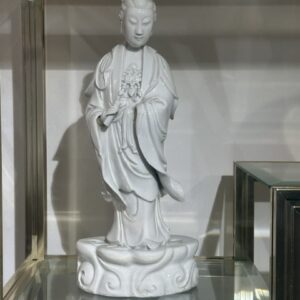 19th century Blanc-de Chine figure of Quan Yin, Qing Dynasty