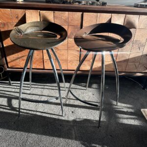 Pair of Italian retro Magis Lyra barstools, designed by Sigurdur Thorsteinsson